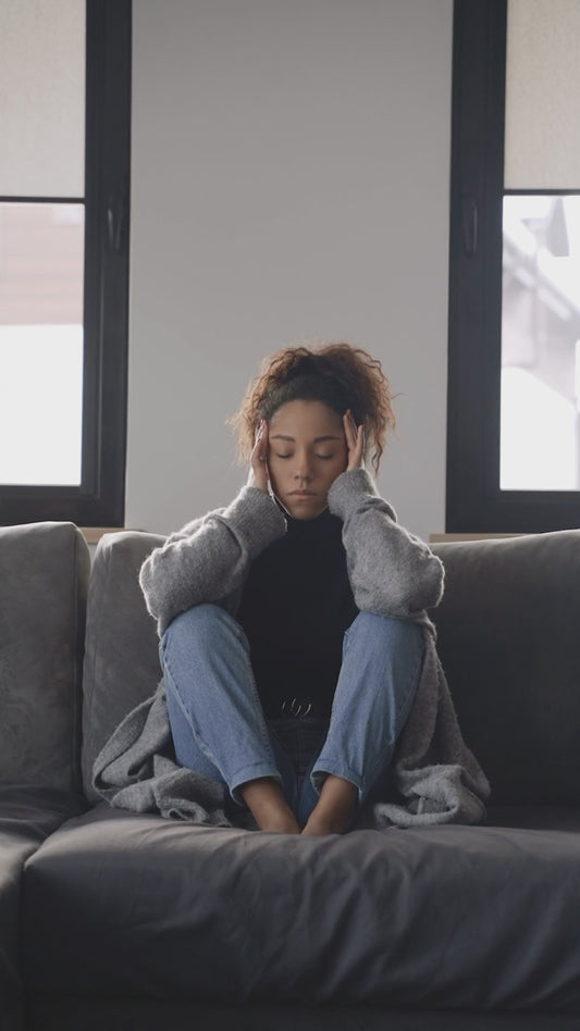 Ionique | OctoScalp 20 – Massageador Elétrico de Couro Cabeludo com 20 Pinos Rotativos, 5 Modos & Timer Inteligente